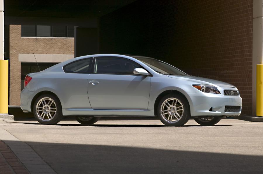  Scion tC 2005 года  (фото 113 из 130)